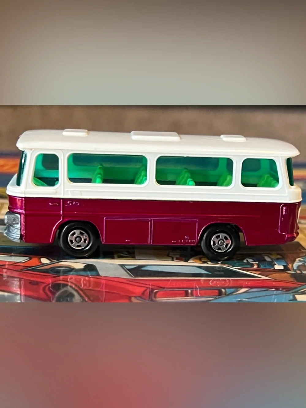Vintage Matchbox Superfast No. 12 Setra Coach Lesney England 1970 Purple